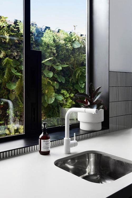 Современная реконструкция старинного дома 10