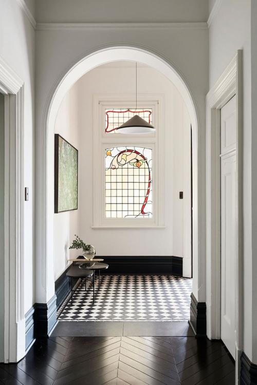 Современная реконструкция старинного дома 17