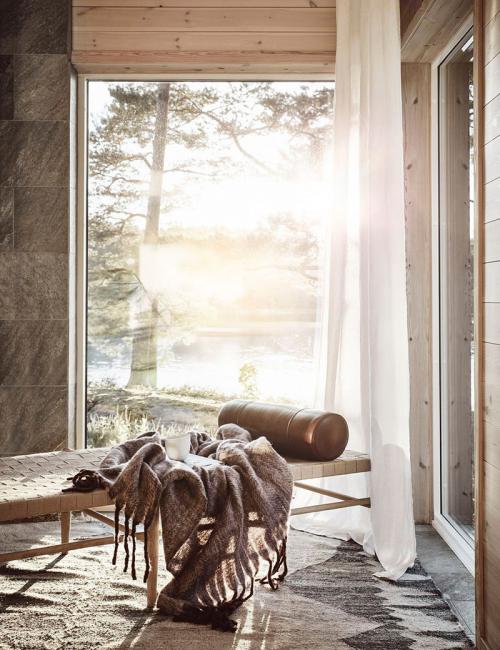 Дом в Швеции: уютная атмосфера с видом на озеро 01