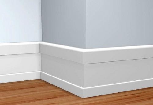 Черный пол белый плинтус. Белый плинтус в интерьере 14 Черный пол белый плинтус. Белый плинтус в интерьере 14