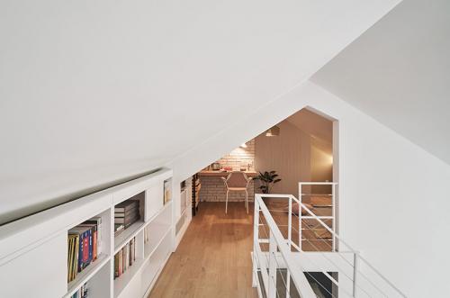 Современная мансардная квартира в Пекине 04