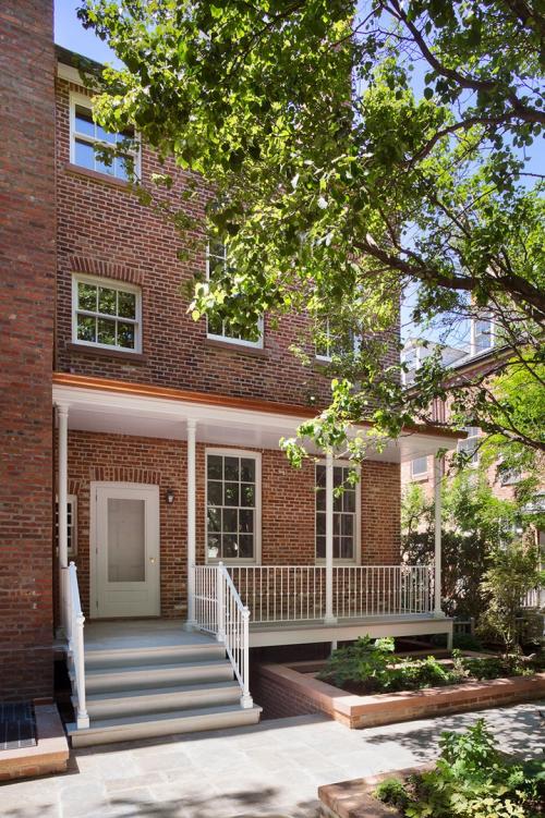 200-летний таунхаус в Нью-Йорке получил новую жизнь 15