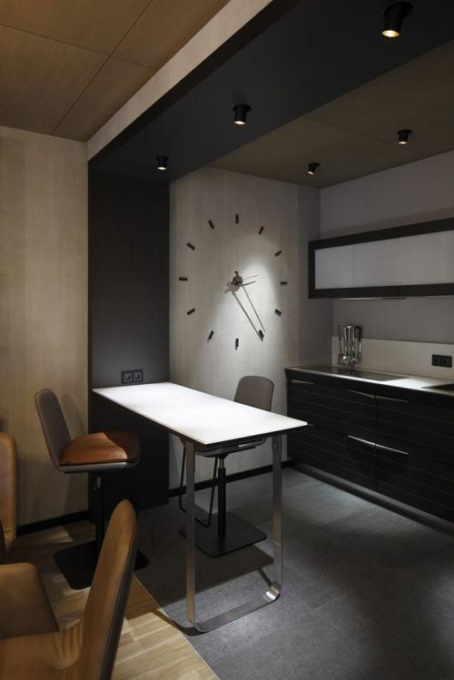 Современная квартира в спокойных тонах в Юрмале 08