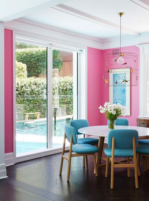 Позитив и вечное лето в интерьере дома 01