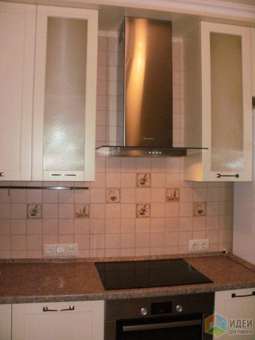 Кухня с коробом П-44. Кухня в доме серии П-44 в закладки