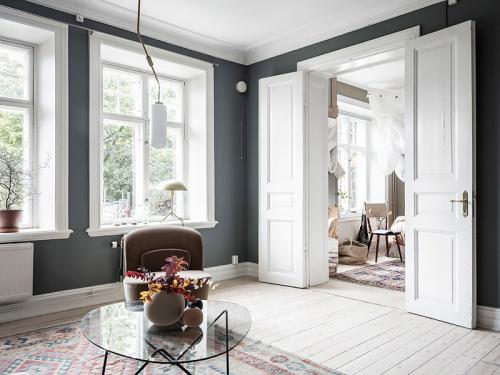 Великолепный цвет для небольшой квартиры (46 кв. м) 04