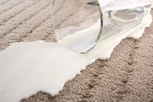 Нашатырь и уксус. Как вывести пятна нашатырным спиртом