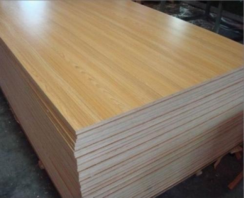 Влагостойкая фанера для наружных работ: характеристика, фото и цена