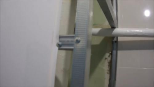 Съемный короб для труб. Короб из пластика