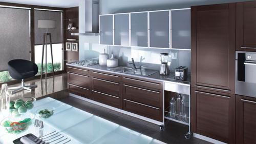 Кухня с коричневым фартуком. Коричневые идеи для кухни 16