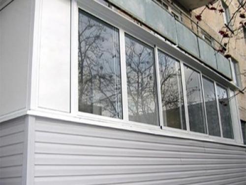 Обшивка балкона вагонкой без утепления. Что такое классы вагонки