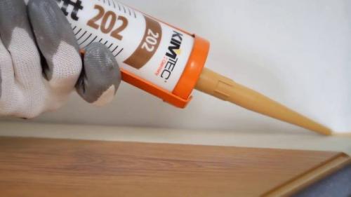Как пользоваться герметиком для окон. Обзор герметиков для деревянных рам
