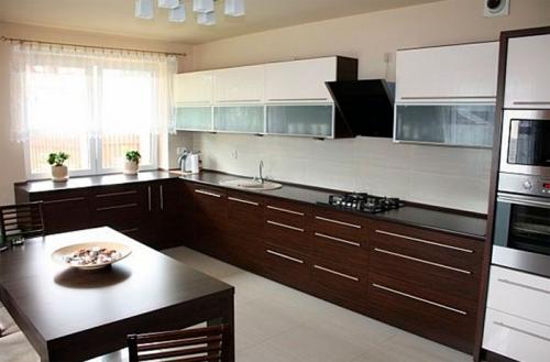 Кухня с коричневым фартуком. Коричневые идеи для кухни 14