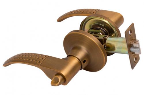 Как собрать дверной замок межкомнатной двери. Установка и разборка дверной ручки со встроенной защелкой