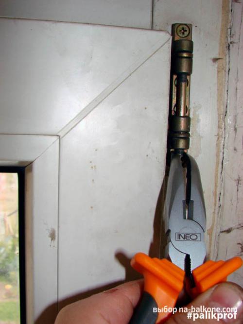 Балконная дверь пластиковая провисла. Дверь на балкон плохо закрывается — просела/провисла 13