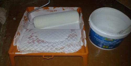 Сколько сохнет грунтовка под обои. Особенности 04