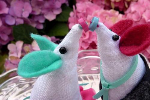 Игрушки на елку из ткани. Елочные игрушки из ткани своими руками 28 Игрушки на елку из ткани. Елочные игрушки из ткани своими руками 28