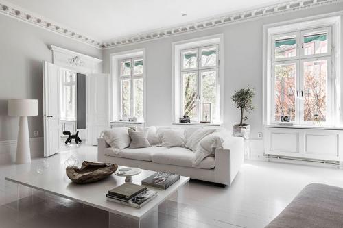 Смелая мебель и аксессуары в интерьере квартиры 02