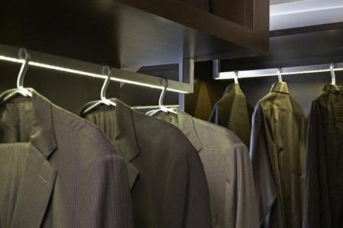 Подсветки в интерьере. Светодиодная лента в интерьере прихожей