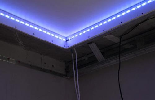 Подсветка светодиодной лентой домашнего интерьера. Светодиодная лента: 7 лучших идей применения в интерьере 11