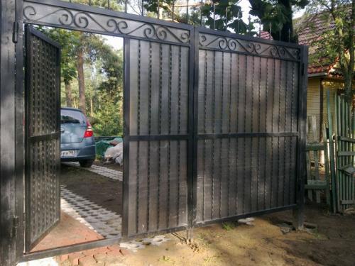 Ворота с калиткой своими руками. Ворота своими руками – 120 фото, чертежей и эскизов не сложных современных и классических вариантов ворот