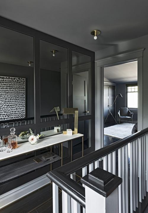 Современная бэт-пещера в Канаде 07