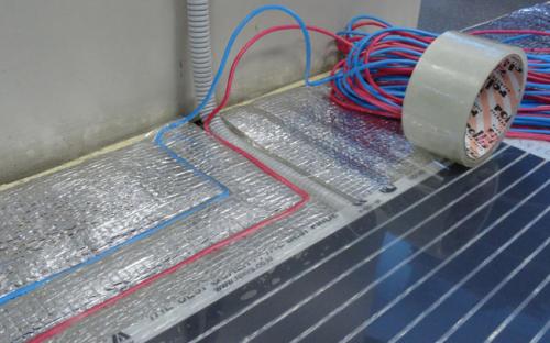 Монтаж электрического теплого пола под линолеум. Теплый пол под линолеум