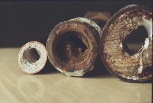 Как прочистить канализационные трубы от жира. Почему важно чистить канализацию от жира?