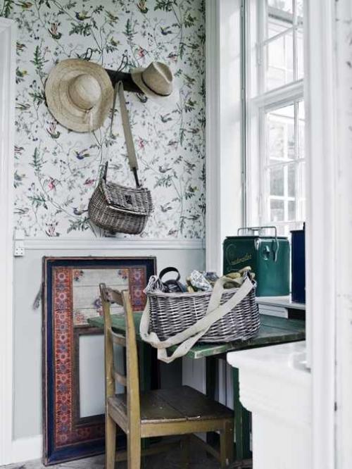 Великолепный дом с небольшим садом 06