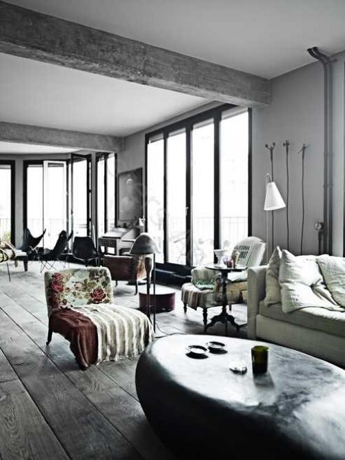 Чердак в Париже 03