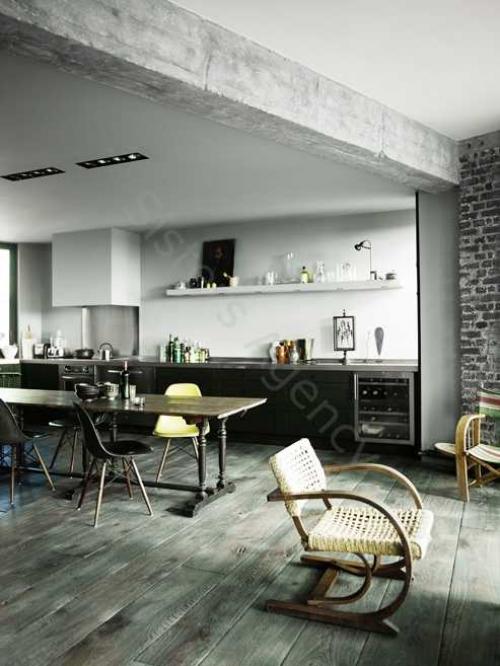 Чердак в Париже 05