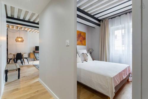 Яркая и функциональная квартира(55 кв. м) 15