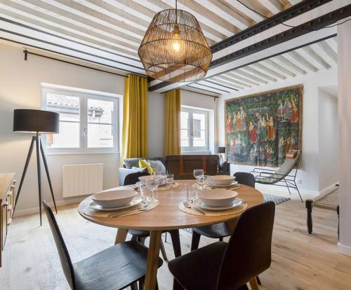 Яркая и функциональная квартира(55 кв. м) 05