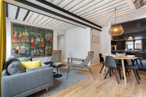 Яркая и функциональная квартира(55 кв. м) 04