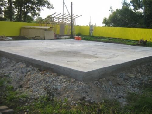 Фундамент плита 300 мм. Перед тем как строить фундамент плиту: расчет толщины и других размеров самостоятельно