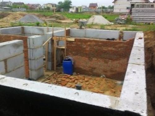 Строить с дом с подвалом. Подвал: тонкости проектирования и создания подвального помещения 22 Строить с дом с подвалом. Подвал: тонкости проектирования и создания подвального помещения 22