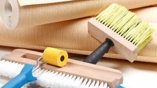 Как клеить флизелиновые обои в углах неровных. Как клеить обои в углах 04