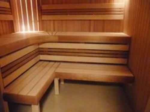 Как крепить в парилке полок. Что такое полок и какие они бывают 15 Как крепить в парилке полок. Что такое полок и какие они бывают 15