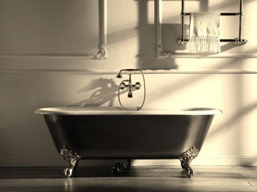 Из какого материала выбрать ванну. Какую ванну лучше выбрать