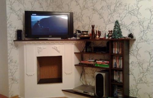 Угловой камин своими руками из картона. Строительство