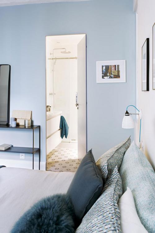 Симпатичная квартирка в Париже 04