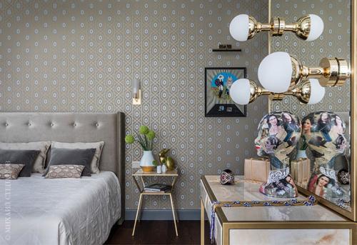 Яркая и неординарная квартира 11