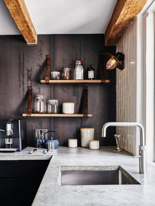 Уникальный лофт с деревянными балками в Амстердаме 02