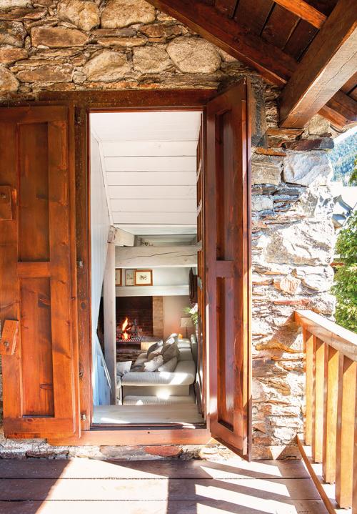 Прекрасный зимний дом в Пиренеях 08