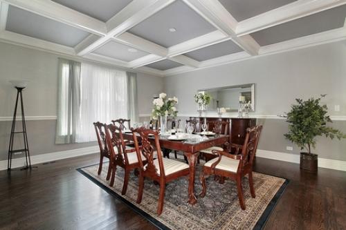 Балки на стенах в интерьере. Для каких стилей подходят потолочные балки?