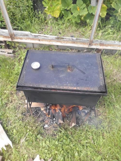 Коптильня во дворе своими руками. Как сделать коптильню — виды коптилен, варианты приготовления и советы, как построить коптильню своими руками (90 фото + видео)