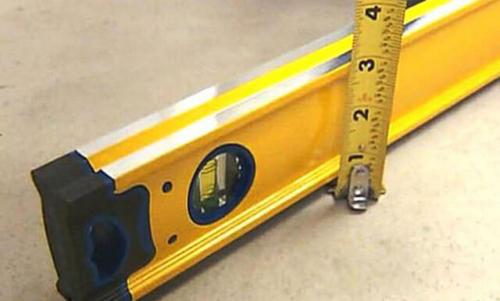 На что укладывают ковролин. Подготовка чернового основания 01