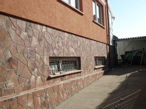 Плитка для цоколя будинку. Выбор вида плитки для цоколя