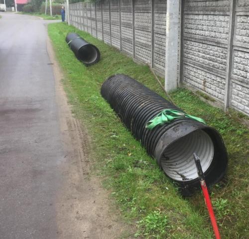 Как оформить въезд на участок. Как сделать въезд на участок — этапы обустройства заезда, а также установление подпорных стенок! (фото и видео)