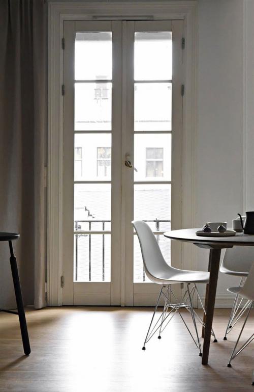 Минимализм и серый цвет в квартире 04